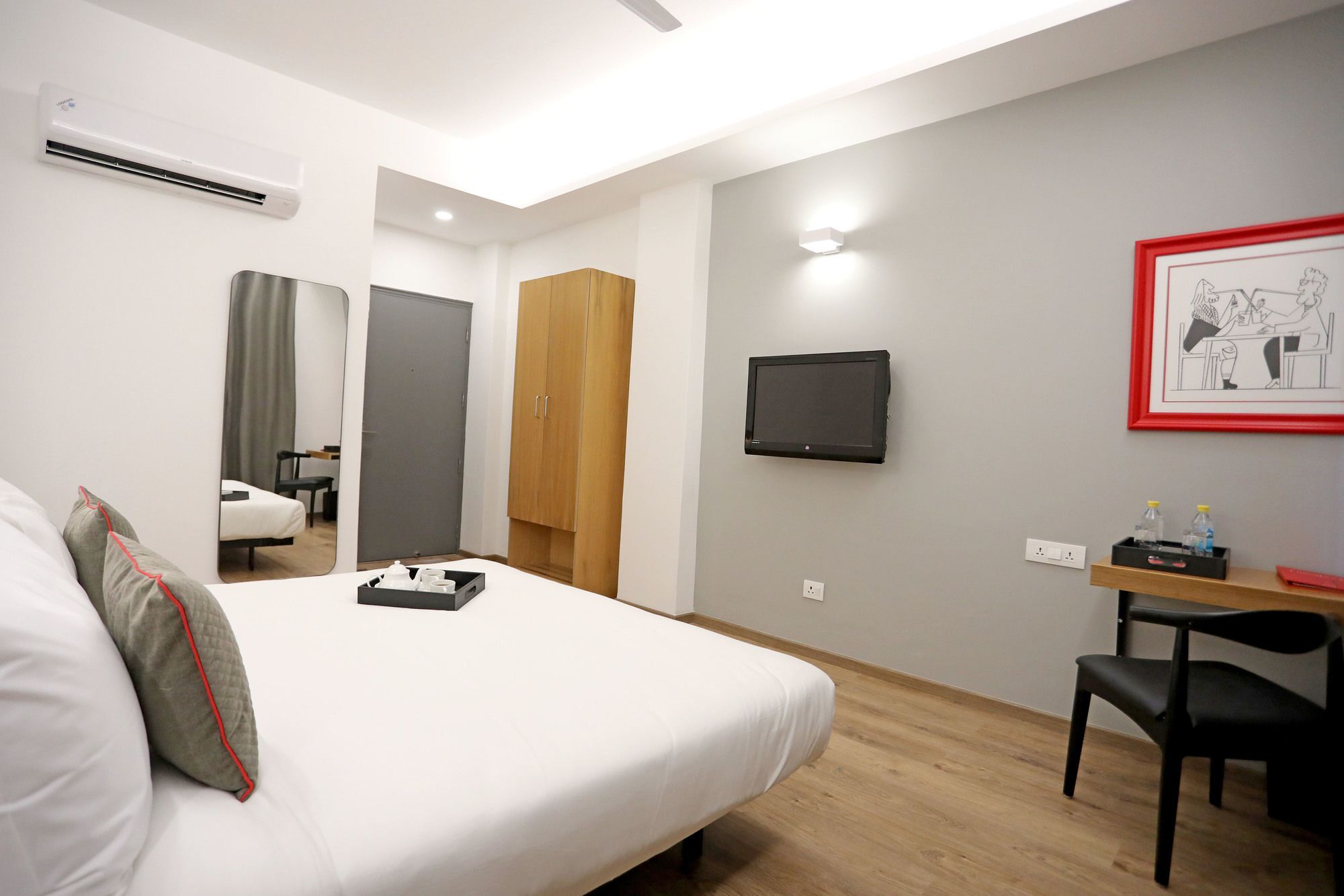 Oyo Townhouse 027 Sector 15 Gurgaon Hotel Buitenkant foto